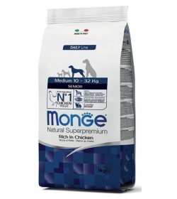 Le crocchette Monge Natural Superpremium Medium Senior con Pollo sono un alimento completo per cani di taglia media in età avan