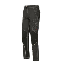 Pantalone tecnico con inserti in tessuto antiabrasione e piping riflettente. Possibilità di regolazione in lunghezza e larghezz